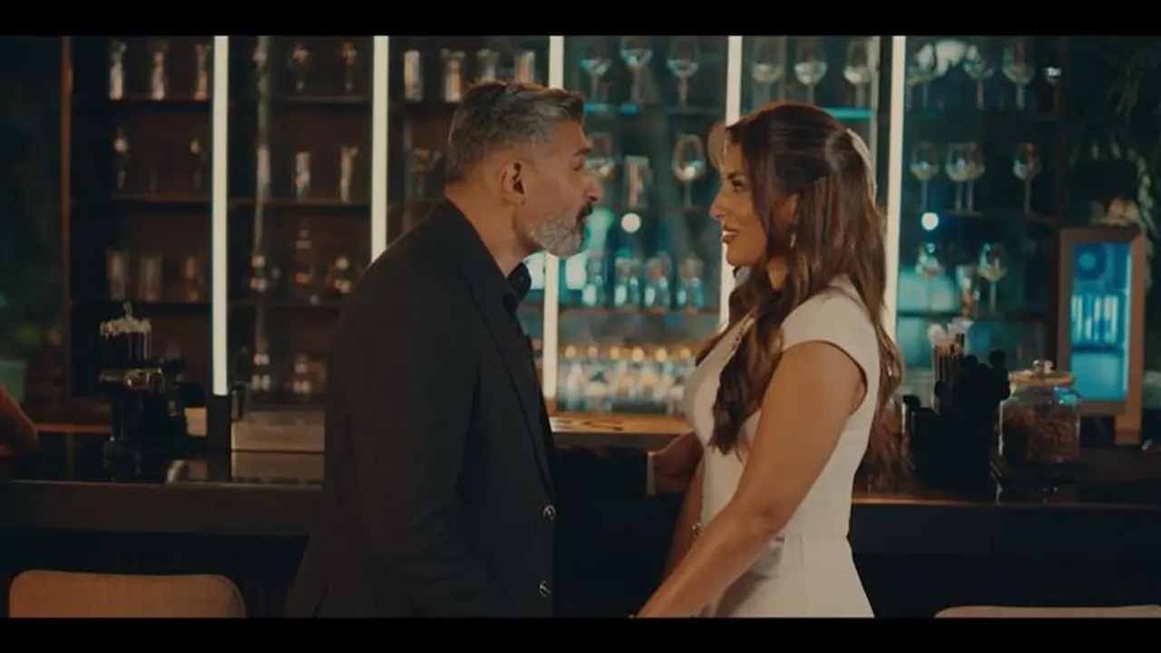 ظهور مفاجئ للفنانة آيتن عامر بنيولوك مختلف خلال الحلقة 12 من مسلسل مودي